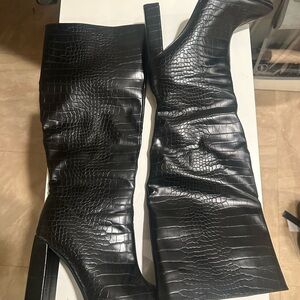 Black Croc-Embossed Women's Boots. Like new